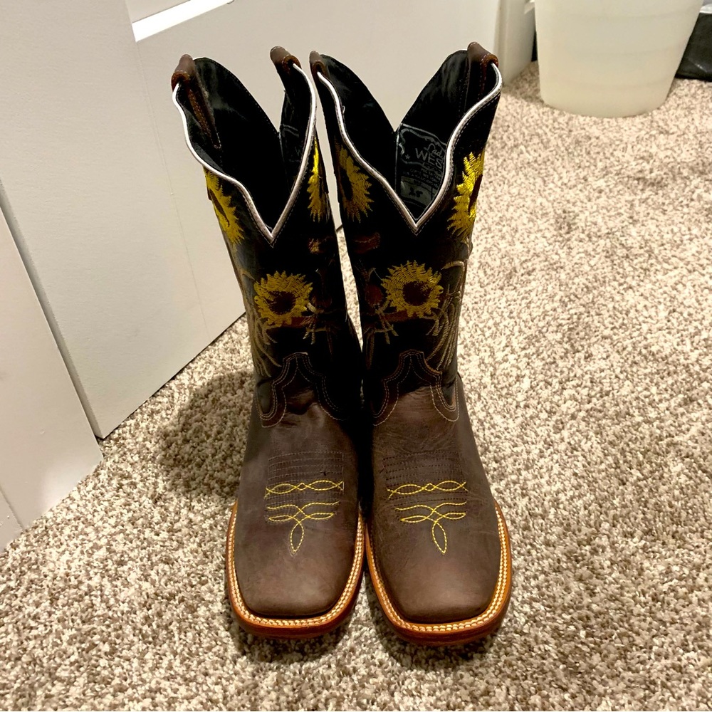 *NEW* Authentic Mexican-Made Boots - Picture 1 of 7